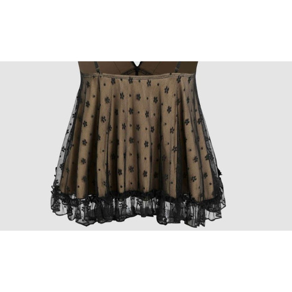 NWT Sexy Floral Lace VNeck Ruffle Cami Stretch Top Adjustable Straps L Black Tan - Picture 6 of 13